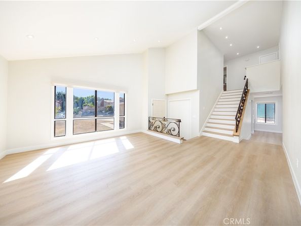 19 Viewpoint Circle, Pomona CA 91766