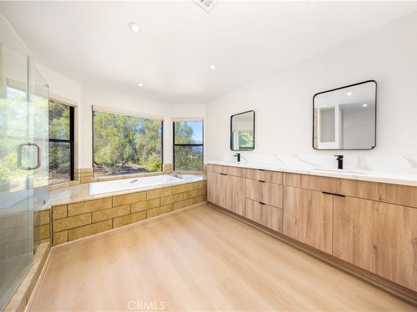 19 Viewpoint Circle, Pomona CA 91766