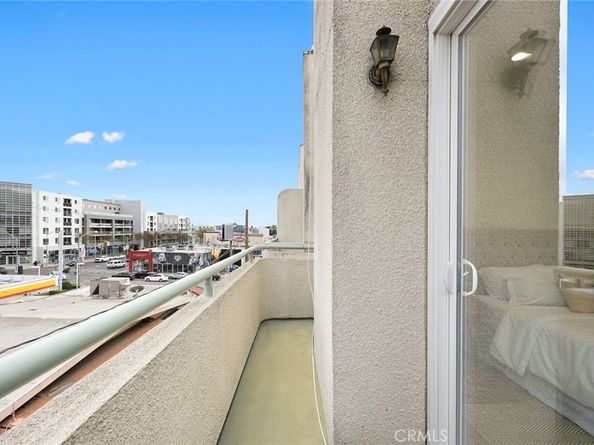 1310 N Detroit Street 405, Los Angeles CA 90046