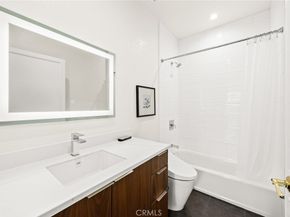 1310 N Detroit Street 405, Los Angeles CA 90046