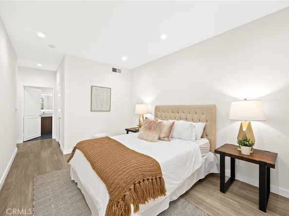 1310 N Detroit Street 405, Los Angeles CA 90046