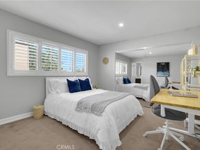 14634 Magnolia Boulevard 4, Sherman Oaks CA 91403