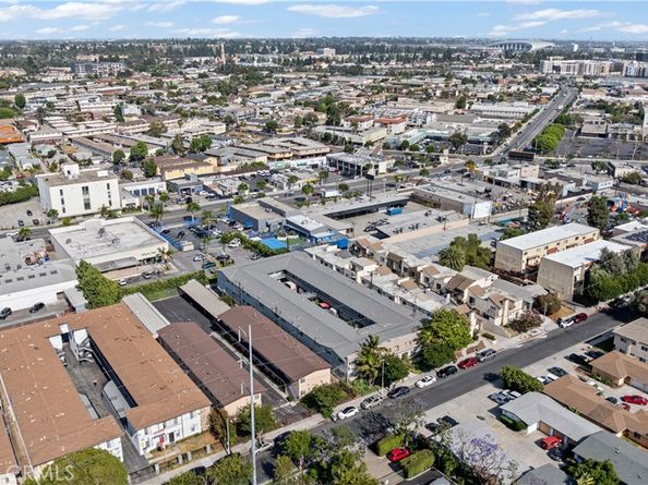 800 N Eucalyptus Avenue 108, Inglewood CA 90302