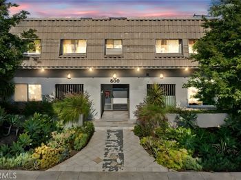 800 N Eucalyptus Avenue