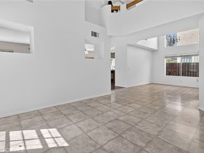 818 Amber Oaks, Pomona CA 91767