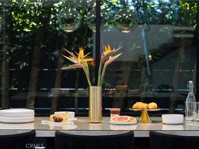 630 N Martel, Los Angeles CA 90036