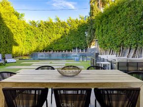 630 N Martel, Los Angeles CA 90036