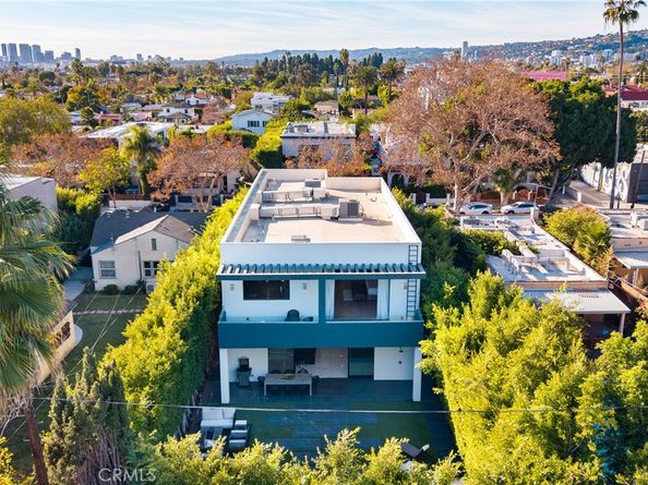 630 N Martel, Los Angeles CA 90036