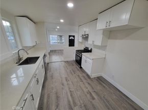 4401 La Clede Avenue, Los Angeles CA 90039
