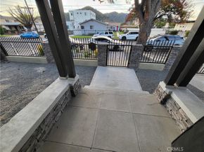 4401 La Clede Avenue, Los Angeles CA 90039