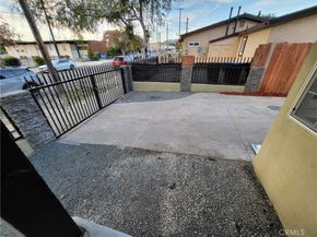 4401 La Clede Avenue, Los Angeles CA 90039