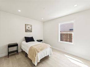 2942 S West View, Los Angeles CA 90016