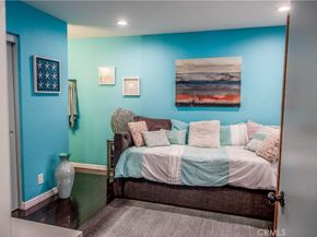 16551 Grunion 204, Huntington Beach CA 92649