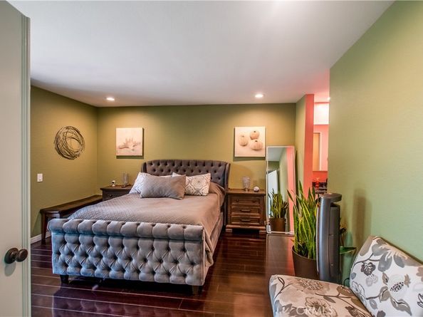 16551 Grunion 204, Huntington Beach CA 92649