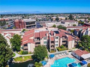 16551 Grunion 204, Huntington Beach CA 92649
