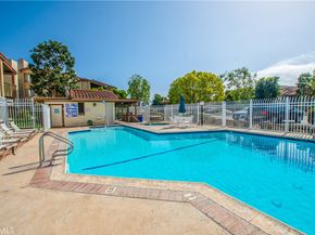 16551 Grunion 204, Huntington Beach CA 92649
