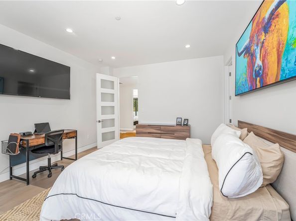 4706 Katherine Avenue, Sherman Oaks CA 91423