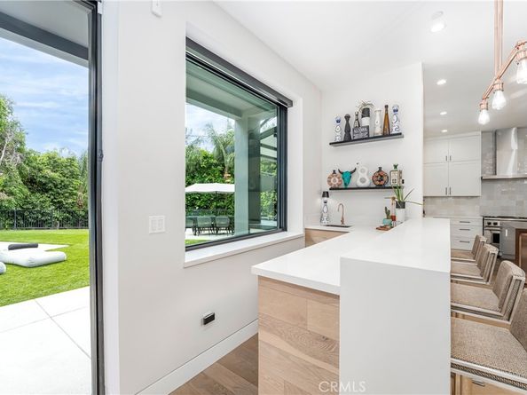 4706 Katherine Avenue, Sherman Oaks CA 91423