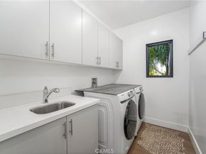 4706 Katherine Avenue, Sherman Oaks CA 91423