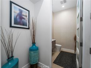 4706 Katherine Avenue, Sherman Oaks CA 91423