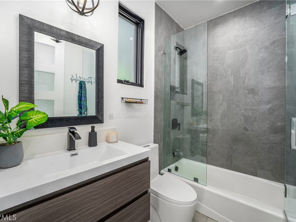 4706 Katherine Avenue, Sherman Oaks CA 91423