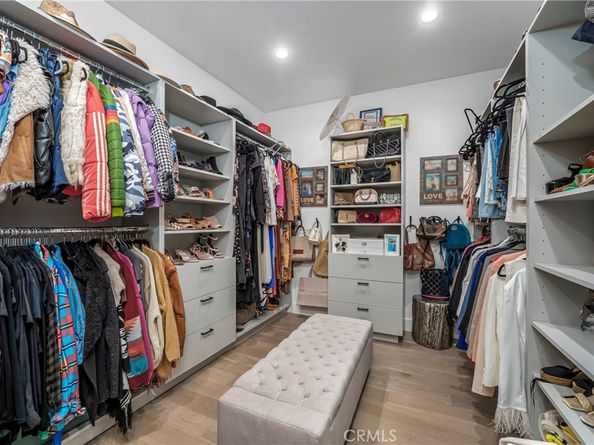 4706 Katherine Avenue, Sherman Oaks CA 91423