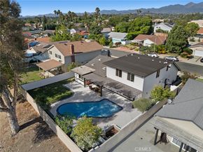 25401 Champlain Road, Laguna Hills CA 92653