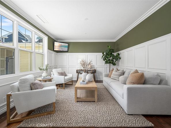 978 Heron Circle, Seal Beach CA 90740