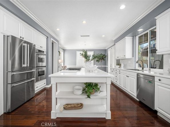 978 Heron Circle, Seal Beach CA 90740