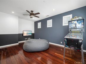 978 Heron Circle, Seal Beach CA 90740