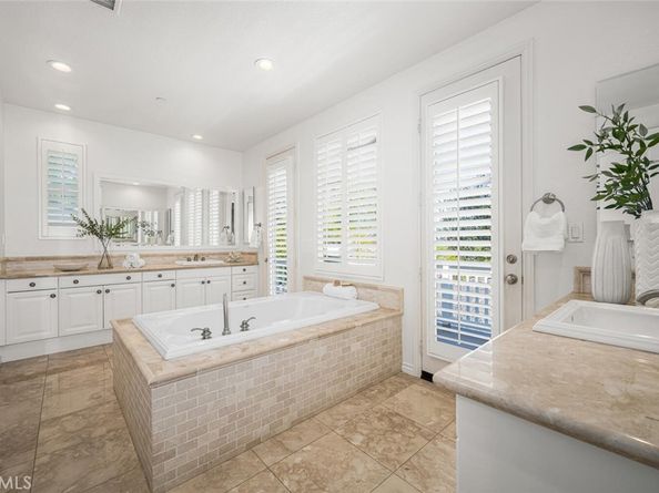 978 Heron Circle, Seal Beach CA 90740