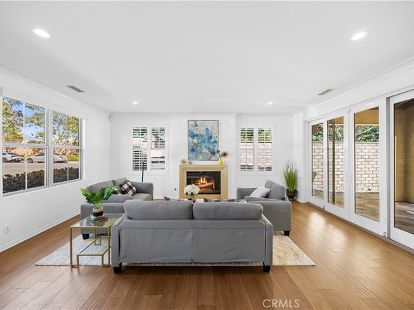 100 Blaze, Irvine CA 92618