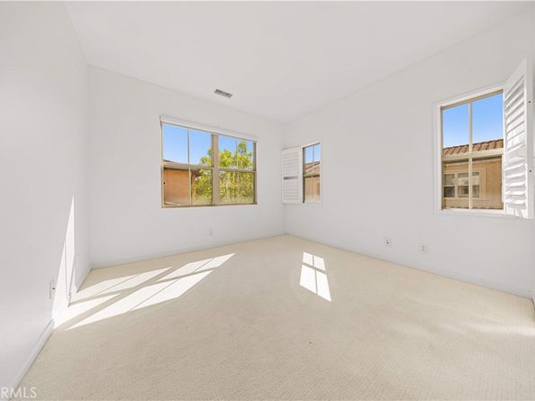 100 Blaze, Irvine CA 92618
