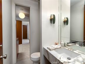 1112 Park Street, Huntington Beach CA 92648