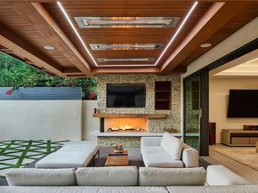 1112 Park Street, Huntington Beach CA 92648