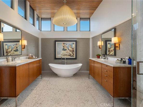 1112 Park Street, Huntington Beach CA 92648