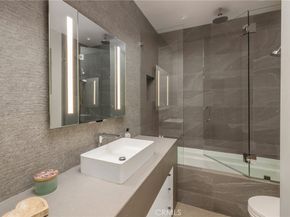 1112 Park Street, Huntington Beach CA 92648