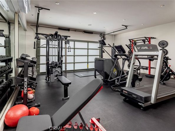 1112 Park Street, Huntington Beach CA 92648