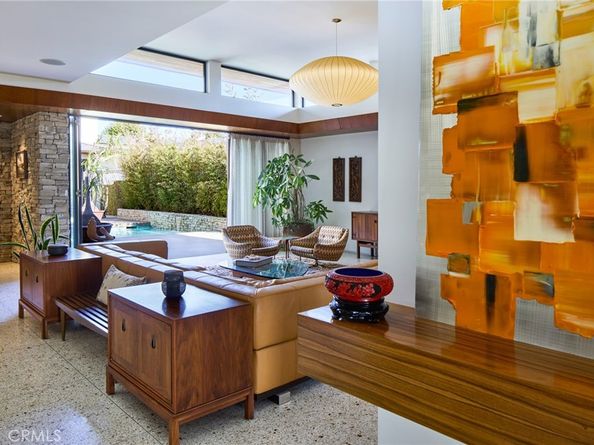 1112 Park Street, Huntington Beach CA 92648