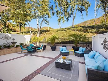 75 Mira Mesa