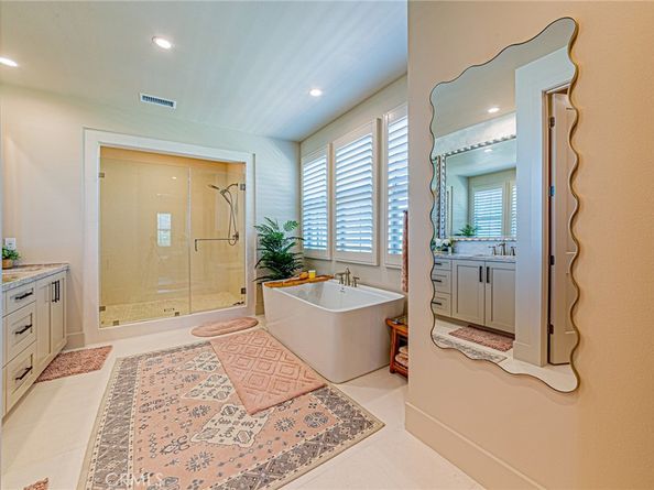 139 Oakstone, Irvine CA 92618