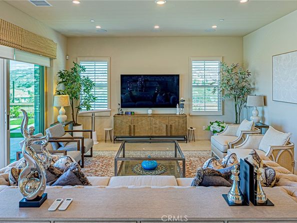 139 Oakstone, Irvine CA 92618