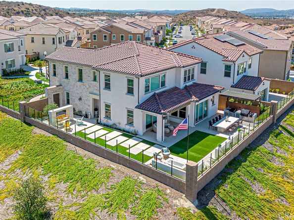 139 Oakstone, Irvine CA 92618