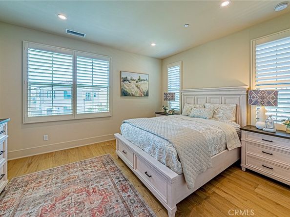 139 Oakstone, Irvine CA 92618