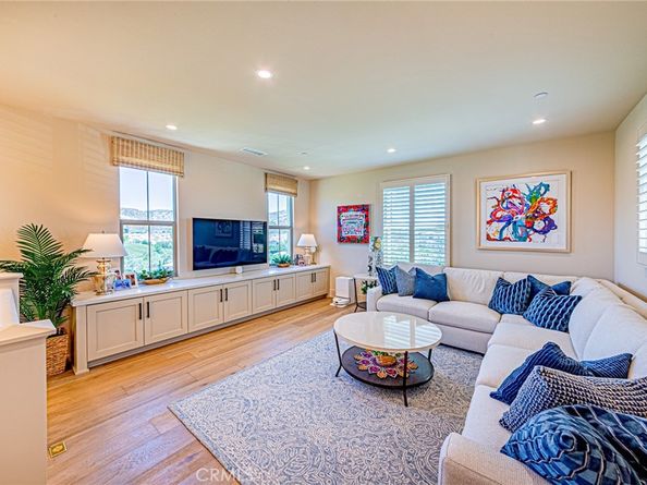 139 Oakstone, Irvine CA 92618