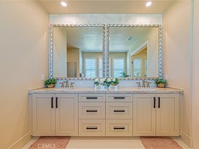 139 Oakstone, Irvine CA 92618