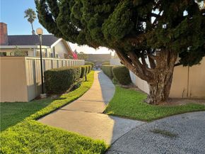 9695 Brookbay Circle, Huntington Beach CA 92646