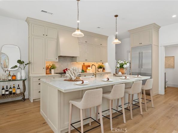 337 Holmwood Drive, Newport Beach CA 92663