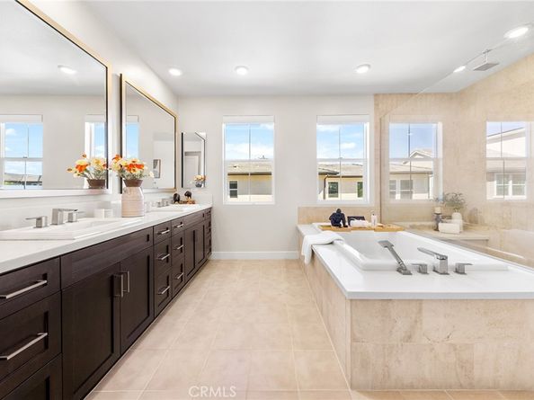76 Bolide, Irvine CA 92618