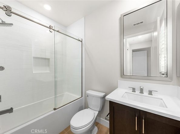 76 Bolide, Irvine CA 92618